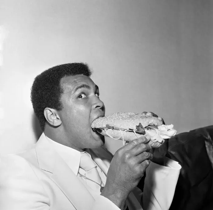 Framed Print : Muhammad Ali the Louisville Lip silenced by a Stottie cake