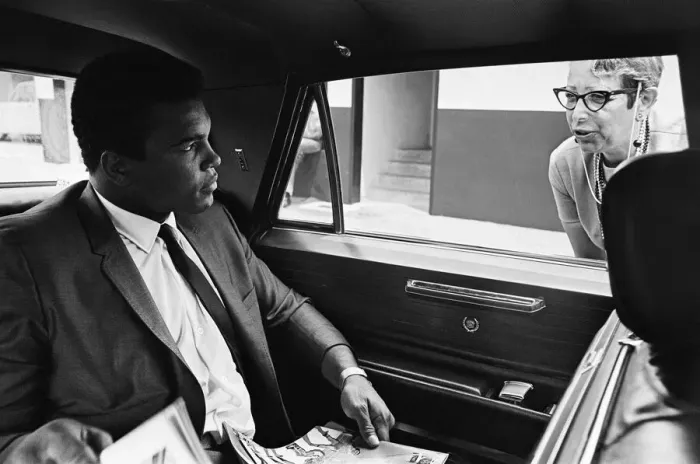 Framed Print : Muhammad Ali out and about meeting fans. 31st August 1967