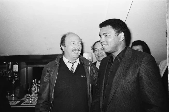 Framed Print : Muhammad Ali at Nuneaton. The boxing legend brought his own kind of magic to thrill Framed Print : Muhammad Ali at Nuneaton. The boxing legend brought his own kind of magic to thrill