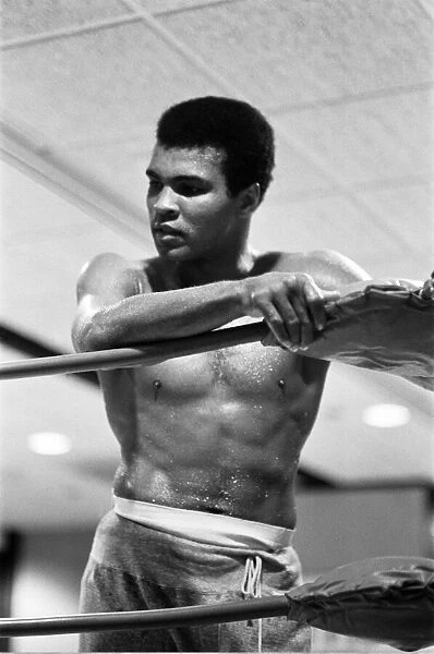 Muhammad Ali takes a breather from trainnig ahead of his second fight against Ken Norton