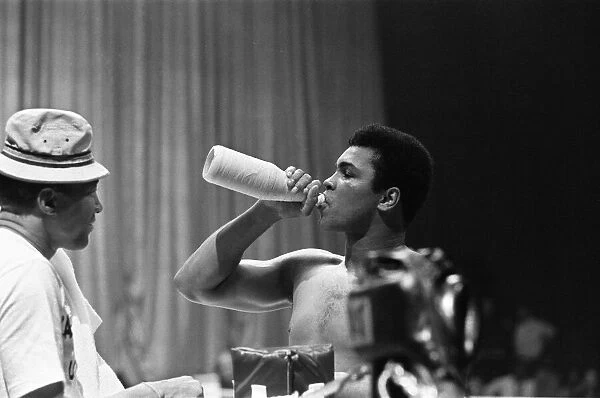 Muhammad Ali training ahead of his fight with Bugner in Las Vegas