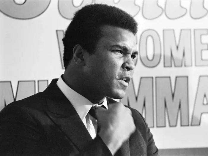Framed Print : Muhammad Ali visits the co-op and Birmingham New Street railway station during his Framed Print : Muhammad Ali visits the co-op and Birmingham New Street railway station during his