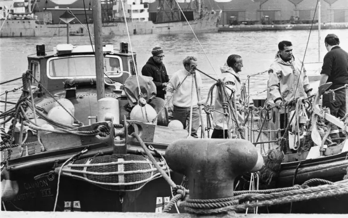 Framed Print : The Mumbles lifeboat William Gammon returned to Swansea yesterday after an £ Framed Print : The Mumbles lifeboat William Gammon returned to Swansea yesterday after an £