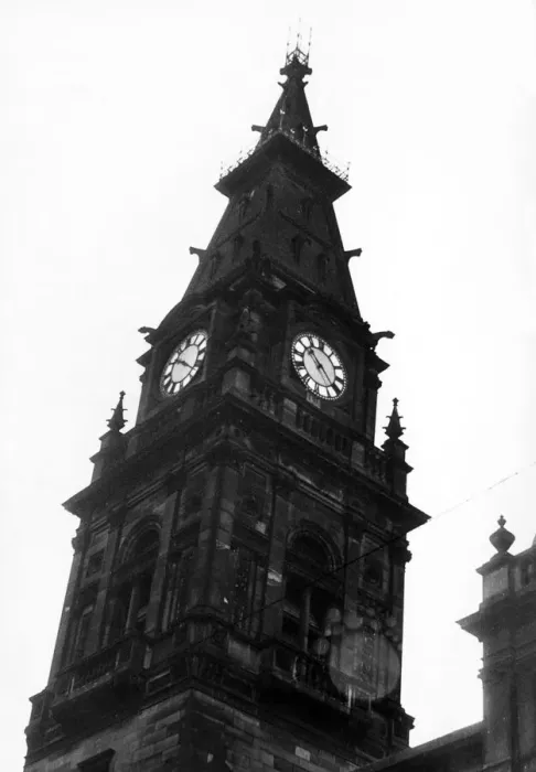 Framed Print : The Municipal Buildings, Dale Street, Liverpool, Merseyside. Circa 1973 Framed Print : The Municipal Buildings, Dale Street, Liverpool, Merseyside. Circa 1973