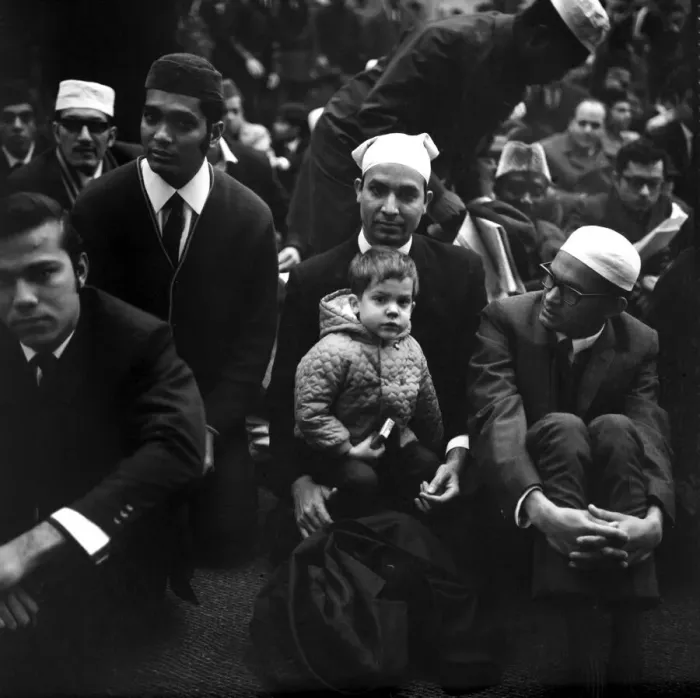 Framed Print : On a murky foggy December day between five to seven thousand Muslims of many