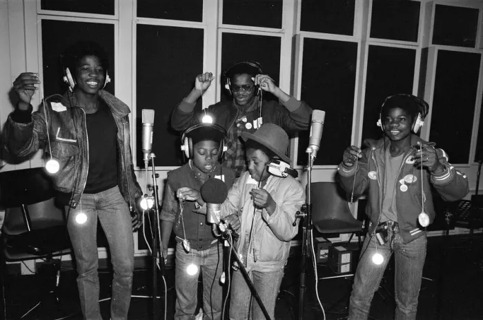 Framed Print : Musical Youth, British Jamaican pop / reggae group, at Capital Radio studios in London Framed Print : Musical Youth, British Jamaican pop / reggae group, at Capital Radio studios in London