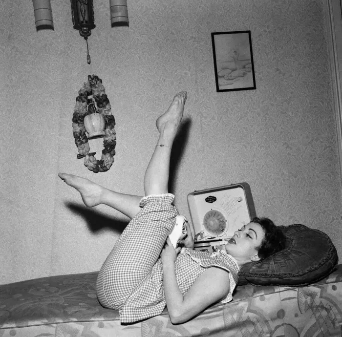 Framed Print : Musician Cherry Wainer. 15th January 1956