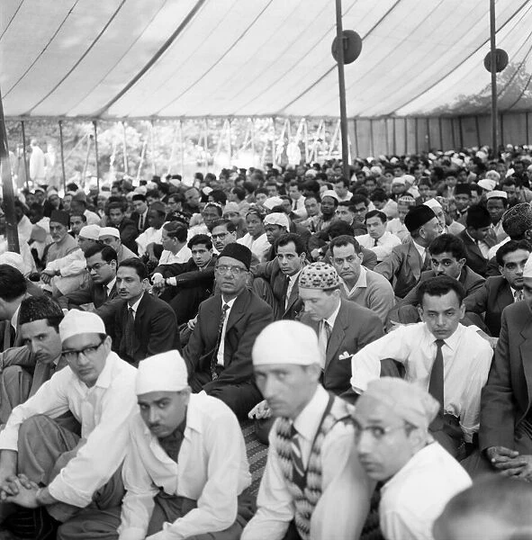 Muslim Religious Service. June 1960 M4300-002