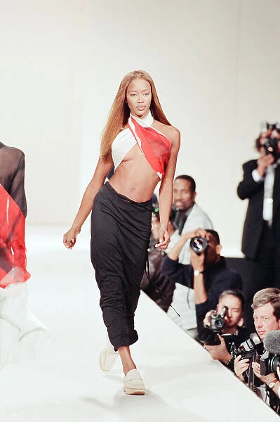 Naomi Campbell, London Fashion Week 1993, 17th October 1993