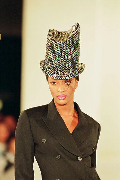 Naomi Campbell, London Fashion Week 1993, 18th October 1993