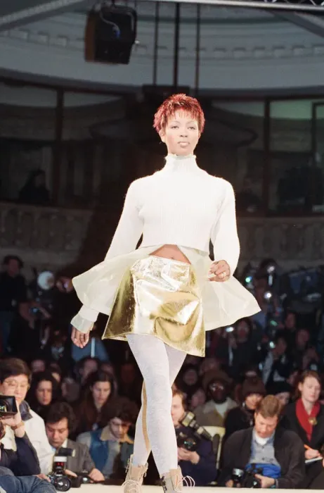 Framed Print : Naomi Campbell, models John Rocha at London Fashion Week 1993, 5th March 1993
