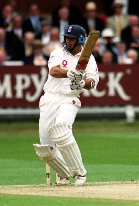 : Nasser Hussain Gets 4 Off Cairns July 1999 During Day One Of England V New : Nasser Hussain Gets 4 Off Cairns July 1999 During Day One Of England V New