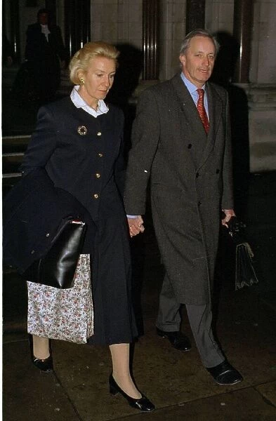 Neil Hamilton with wife Christine November 1999 leave the High Court