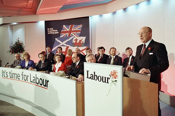 Neil Kinnock launches the Labour Party manifesto 'It