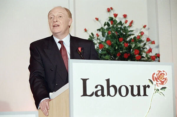 Neil Kinnock launches the Labour Party manifesto 'It