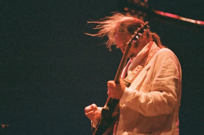 Framed Print : Neil Young performing at The Reading Festival, England, Sunday 27th August 1995 Framed Print : Neil Young performing at The Reading Festival, England, Sunday 27th August 1995