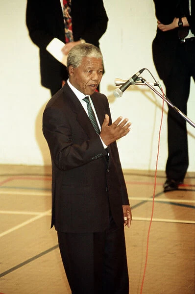 Nelson Mandela at the Hansdworth Leisure Centre in Handsworth, Birmingham