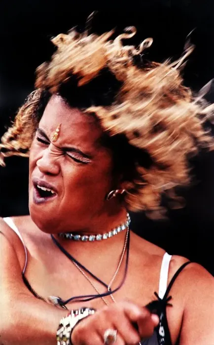Framed Print : Neneh Cherry on stage at T In The Park Kinross July 1997 Framed Print : Neneh Cherry on stage at T In The Park Kinross July 1997