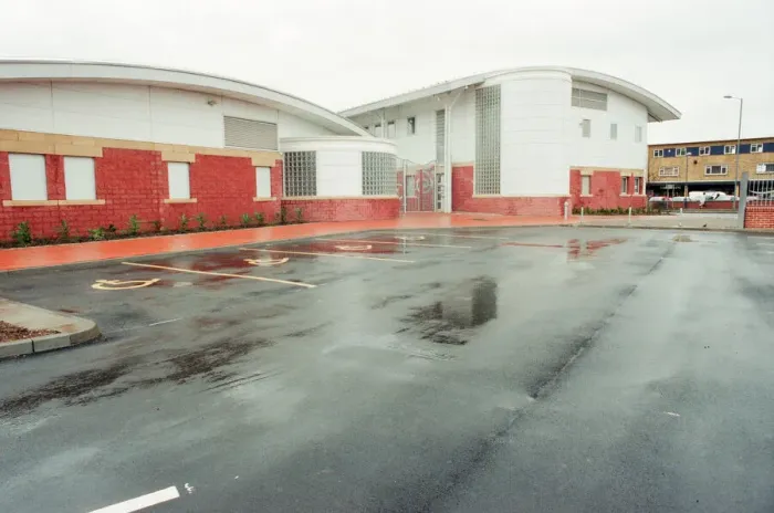 Framed Print : The Neptune Centre, Berwick Hills new complex, Middlesbrough, 17th April 1998