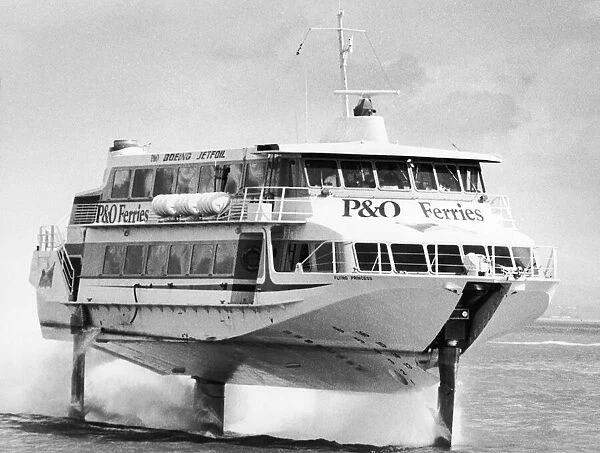 The new Boing Jetfoil being demonstrated at Southampton water, top speed 50mph