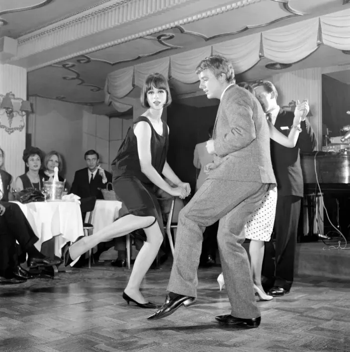 Framed Print : A new dance which is the rage in America has now come to London Framed Print : A new dance which is the rage in America has now come to London