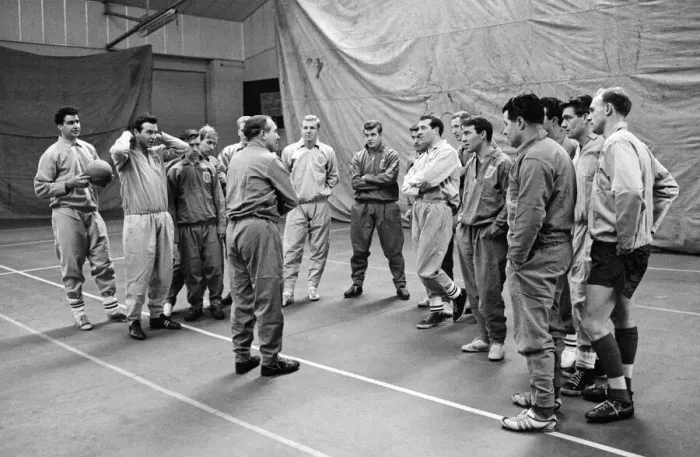 Framed Print : New England manager Alf Ramsey talks to his squad of players at the RAF Arena in Stanmore Framed Print : New England manager Alf Ramsey talks to his squad of players at the RAF Arena in Stanmore