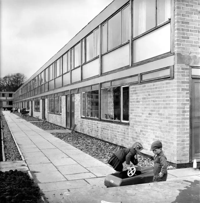 Framed Print : New housing estate being built on the edge of the new Cumbernauld Town. 1963 A798