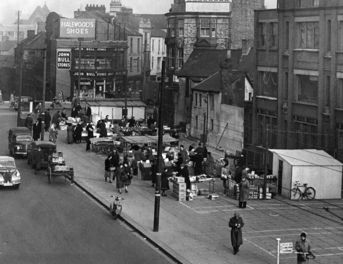 Framed Print : New market site in nearby Mill Lane, Cardiff, Wales, Saturday 2nd July 1955 Framed Print : New market site in nearby Mill Lane, Cardiff, Wales, Saturday 2nd July 1955
