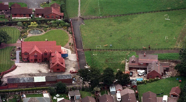 New Plot of Land of Michael Owen House 1998 Residence footballer
