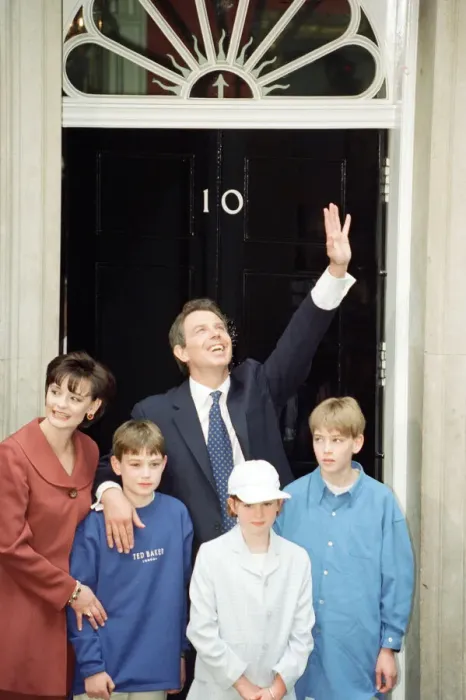Framed Print : New Prime Minister Tony Blair with his wife Cherie and their children outside 10 Downing Framed Print : New Prime Minister Tony Blair with his wife Cherie and their children outside 10 Downing