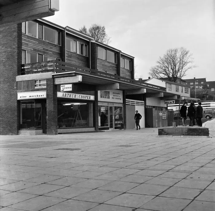 Framed Print : New shopping centre, near Prospect Park, Reading, Berkshire. 14th February 1967 Framed Print : New shopping centre, near Prospect Park, Reading, Berkshire. 14th February 1967