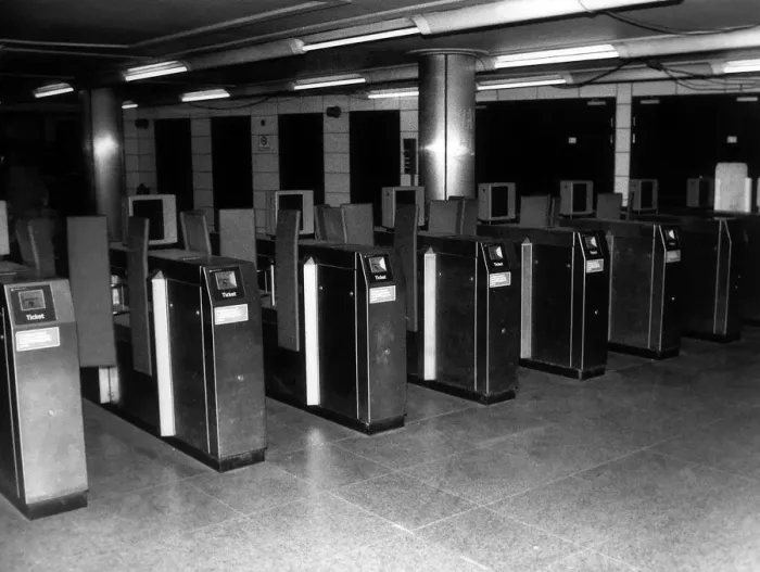 Framed Print : New Ticket Barriers at Chancery Lane Station - November 1988 Framed Print : New Ticket Barriers at Chancery Lane Station - November 1988