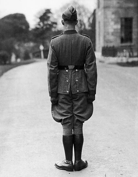 The new uniform for the soldiers of the Irish Free State Army. 26th February 1934