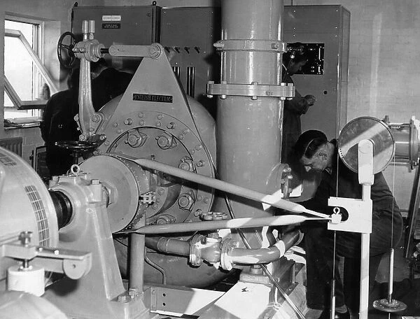 New water turbine house at Rugby College of Engineering Technology, 30th September 1964
