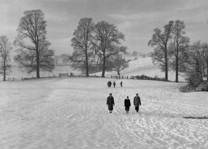 Framed Print : A new year eve walk in Stoke Park, Bristol carpeted in snow. 31st December 1961 Framed Print : A new year eve walk in Stoke Park, Bristol carpeted in snow. 31st December 1961