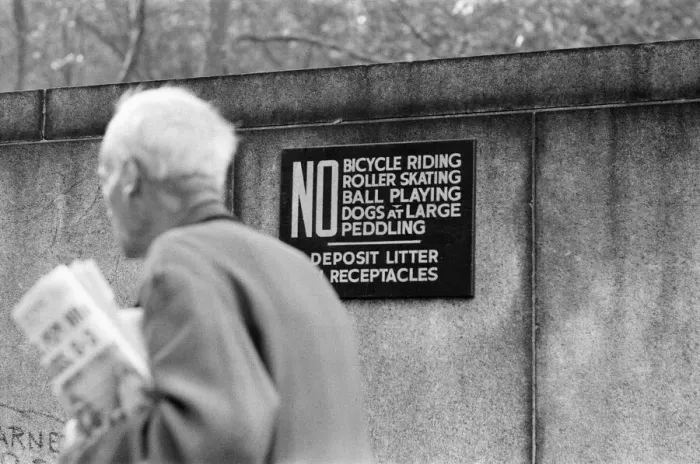Framed Print : New York Scenes, Thursday 15th October 1964 Framed Print : New York Scenes, Thursday 15th October 1964