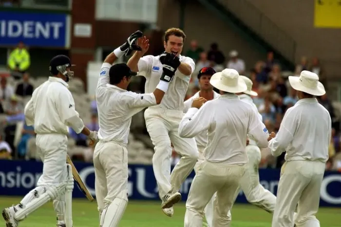 Framed Print : New Zealand Pace Bowler Dion Nash Is Mobbed By Team-Mattes After Trapping Graeme Hick Lbw Framed Print : New Zealand Pace Bowler Dion Nash Is Mobbed By Team-Mattes After Trapping Graeme Hick Lbw