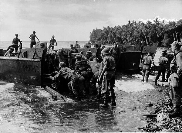 New Zealand soldiers land at Baka Baka, Vella Lavella to relieve the U. S