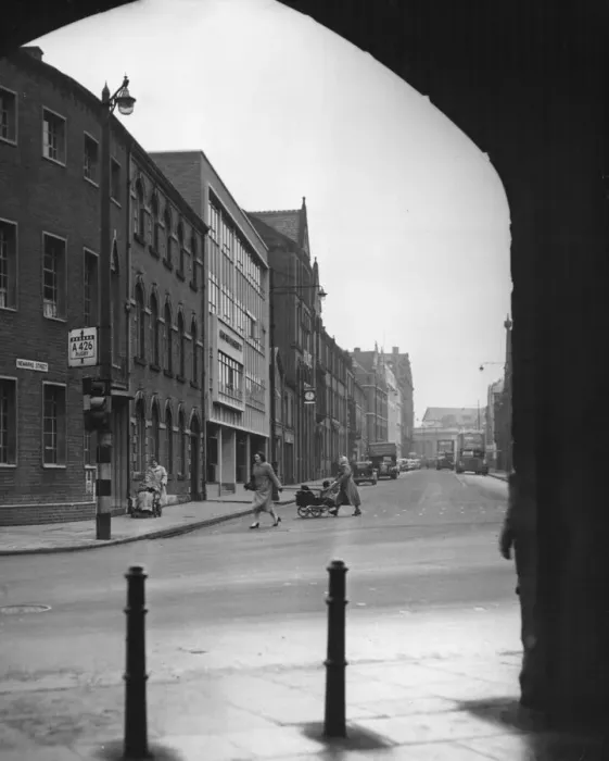 Framed Print : Newark Street, Leicester City Centre 13th February 1953 Framed Print : Newark Street, Leicester City Centre 13th February 1953