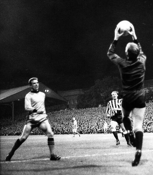 Newcastle 1-0 Dundee United, Inter-Cities Fairs Cup 1st Round 2nd Leg match held at St
