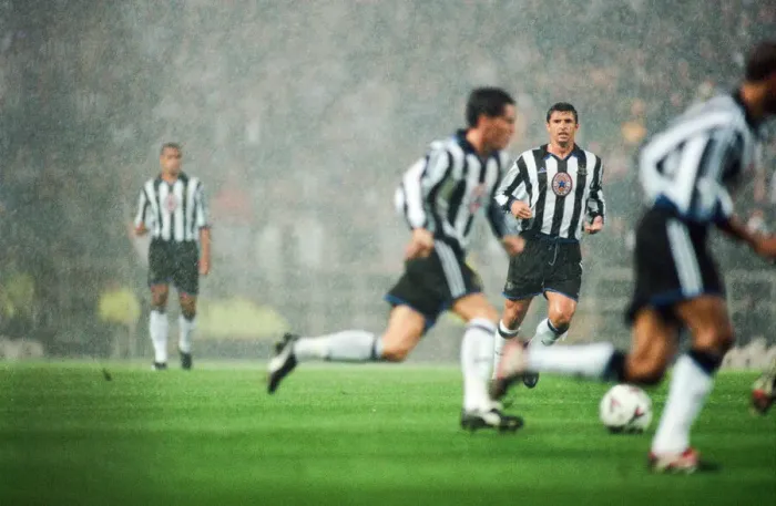 Framed Print : Newcastle 1-2 Sunderland, Premier league match at St James Park Framed Print : Newcastle 1-2 Sunderland, Premier league match at St James Park