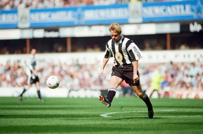 Framed Print : Newcastle 3-0 Coventry, premier league match at St James Park, Saturday 19th August 1995 Framed Print : Newcastle 3-0 Coventry, premier league match at St James Park, Saturday 19th August 1995