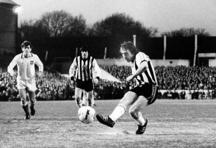 Framed Print : Newcastle 3 -1 Sunderland English League Division 2 match held at St James Park Framed Print : Newcastle 3 -1 Sunderland English League Division 2 match held at St James Park