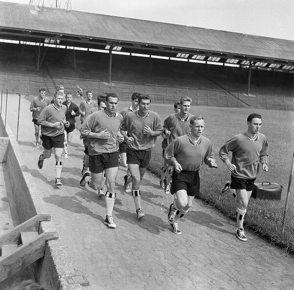 Newcastle FC, Pre Season Training, players jogging around pitch, St James Park