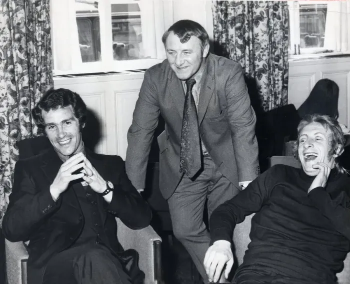 Framed Print : Newcastle star Bobby Moncur (left) and Denis Law of Manchester United in realxed mood