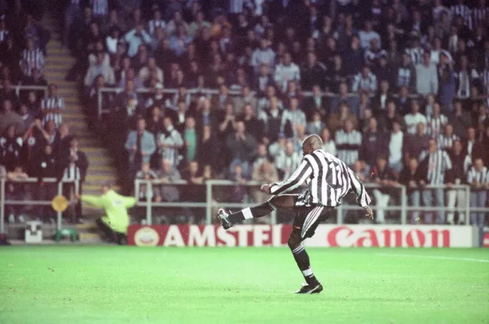 Framed Print : Newcastle United 3-2 Barcelona, UEFA Champions League Group C match at St James Park Framed Print : Newcastle United 3-2 Barcelona, UEFA Champions League Group C match at St James Park