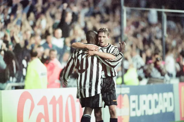 Framed Print : Newcastle United 3-2 Barcelona, UEFA Champions League Group C match at St James Park Framed Print : Newcastle United 3-2 Barcelona, UEFA Champions League Group C match at St James Park