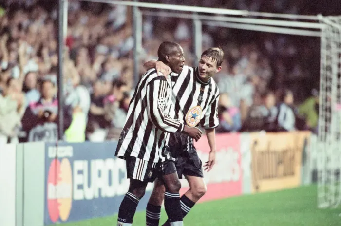 Framed Print : Newcastle United 3-2 Barcelona, UEFA Champions League Group C match at St James Park Framed Print : Newcastle United 3-2 Barcelona, UEFA Champions League Group C match at St James Park