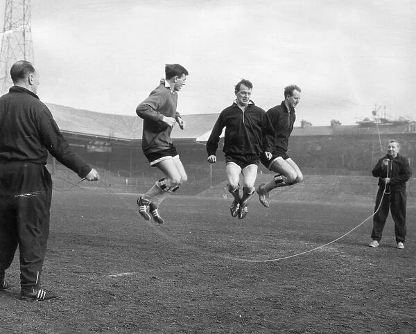 Newcastle United football players use a skipping rope as part of their training session