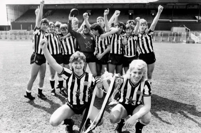 Framed Print : Newcastle United Juniors Team Group photograph 1985. Paul Gascoigne (Gazza Framed Print : Newcastle United Juniors Team Group photograph 1985. Paul Gascoigne (Gazza